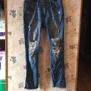 Hollister distressed jeans 32x32